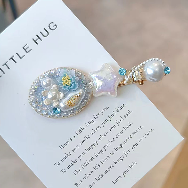 Hajcsat szív alakú gyöngyökkel és virágokkal, romantikus barokk olajfestmény-stílusban; anyag: ötvözet; kézzel készített; típus: Duckbill clip; stílus: koreai friss és édes