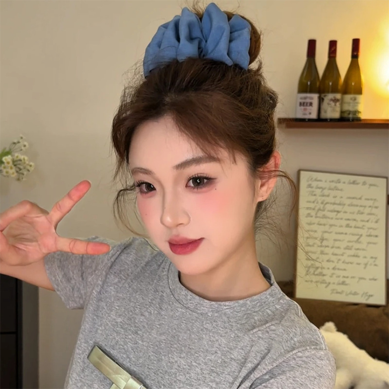 Ručno izrađen Meatball Clip klips za kosu za stiliziranje bun-a - za žene, sladak stil, svježe i slatko, bez ugrađenih umetaka