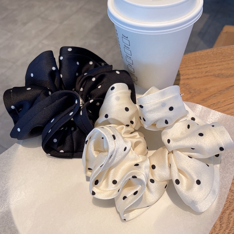 Matu aksesuārs — rokām darināts satīna auduma matu riņķis ar punktotu rakstu, Korejas stil, brīvs siluets, svaigs un salds, pavasara 2025 kolekcija