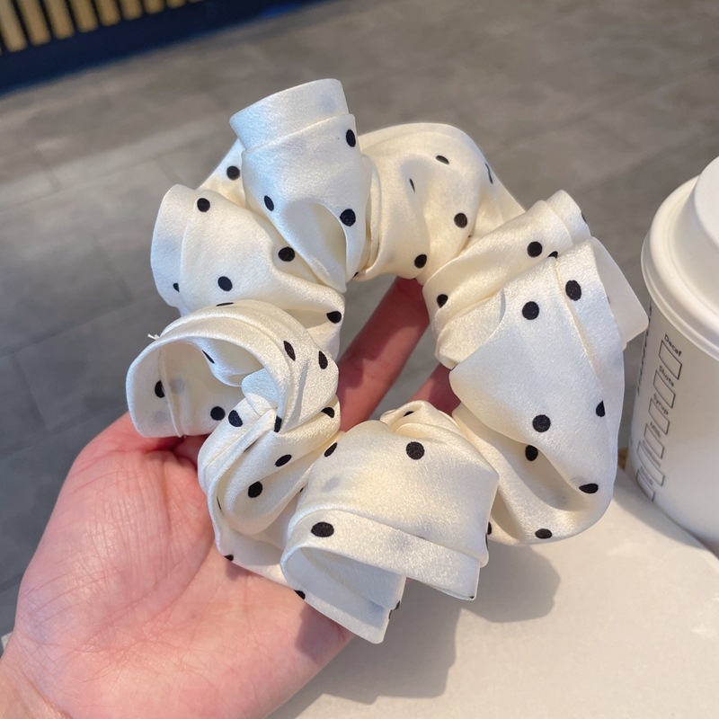 Matu aksesuārs — rokām darināts satīna auduma matu riņķis ar punktotu rakstu, Korejas stil, brīvs siluets, svaigs un salds, pavasara 2025 kolekcija