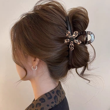 Klip za kosu s leopard printom i cvijećem, Gripper klips za visoku rep, ručna izrada, miješani materijali, ljeto 2025