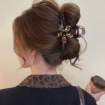 Klip za kosu s leopard printom i cvijećem, Gripper klips za visoku rep, ručna izrada, miješani materijali, ljeto 2025