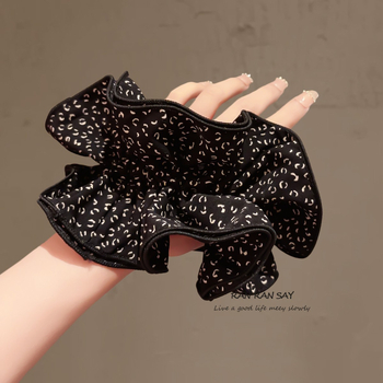 Ručna platnena gumica za kosu s visokom elastičnošću, inspirirana japanskim i korejskim stilom, plisirani dizajn nalik oblaku, brend Famous Fox