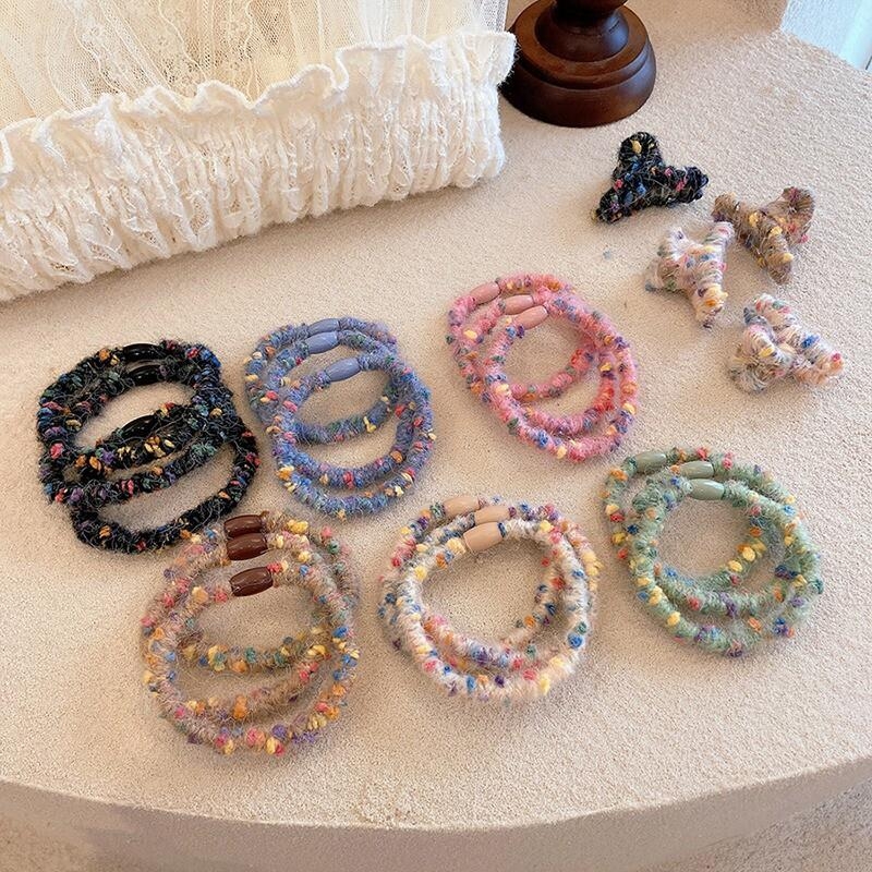 Plaukų gumytės su šilko gėlėmis, animacinis stilius, vaikams, pavasaris 2025