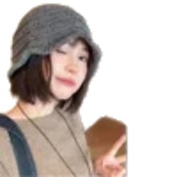 Moterų skrybelė-peruka, trumpi tiesūs plaukai megztose skrybelėse, aukštos temperatūros pluoštas, ausų apsauga