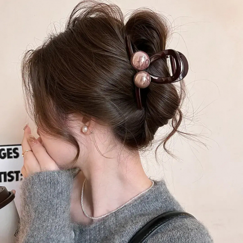 Didelis ryklės formos plaukų segtukas su kavos spalvos karoliukais, originalus dizainas, PC medžiaga, 2022 metų žiemos sezonas, be pritaikymo