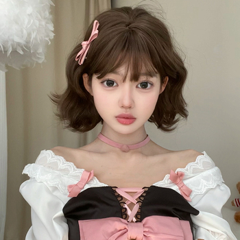 Paruka, kratka kovrčava kosa, korejski stil, model mz-106, vlakno otporno na visoke temperature