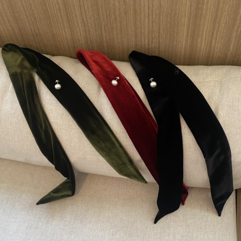 Аксесоар за глава – шал-бандана; корейски стил, каре шарка, есен 2024