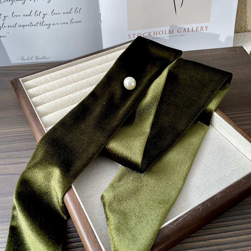 Аксесоар за глава – шал-бандана; корейски стил, каре шарка, есен 2024