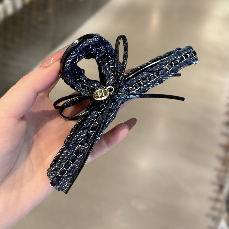Klip za kosu Shark Clip s denimnim lancem i mašnicom – ručno izrađeno, gripper, ženski dodatak