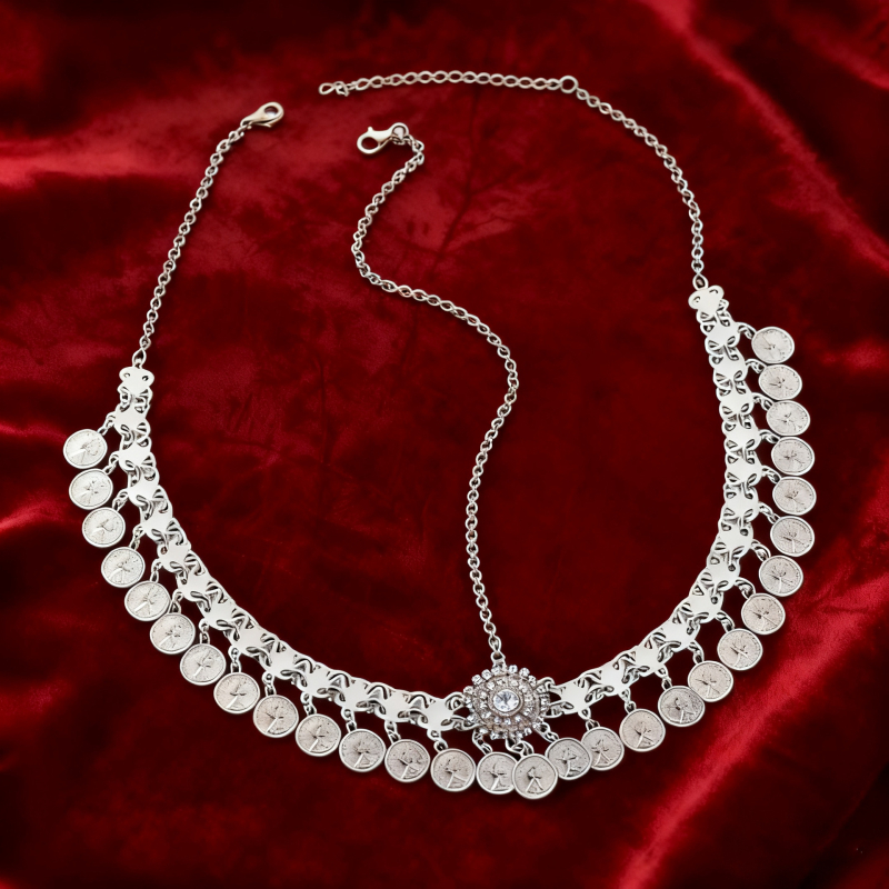 Galvos aksesuaras su kutelėmis – Medžiaga: lydinys | Stilius: Europos–Amerikos | Dizainas: Galvos aksesuaras ir plaukų grandinė | Modelis TS251203 | Apdorojimas: elektroplakavimas