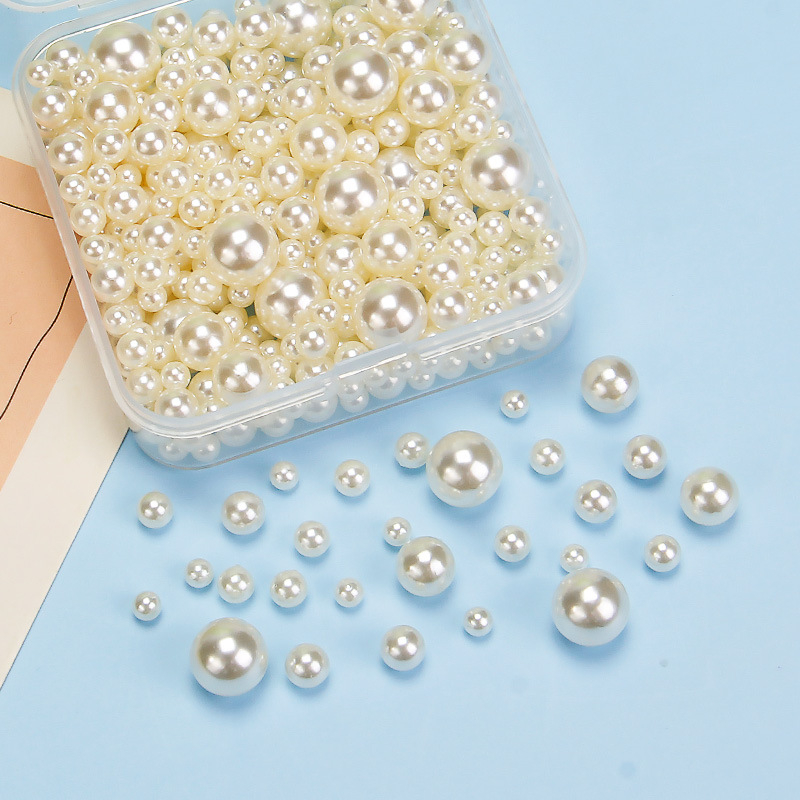 Perlasta DIY ukosnica za kosu — materijal: plastika/smola, obrada: pečeno farbanje, stil: sladak
