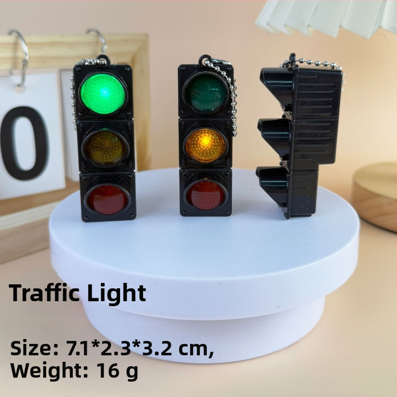 LED satiksmes signāla atslēgu piekariņš un somas piekariņš, plastmasas gaismas rotaļlieta, 14+
