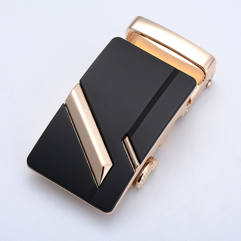 Kiemelkedő ötvözetű automata övcsat