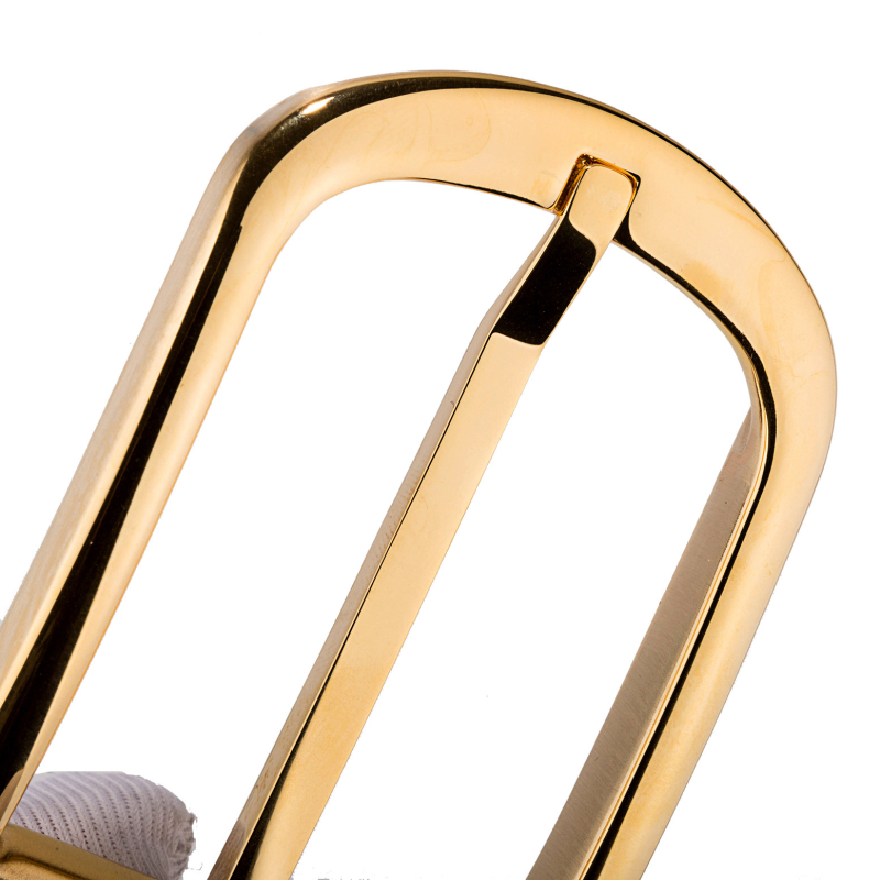 Férfi övcsat tűs kialakítással, 304 rozsdamentes acélból, fényes felület, kopásálló