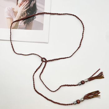 Kézzel szőtt deréköv csüngővel – bohem stílus, anyag 680022, sima csat, derék kiegészítő, 2024 nyár