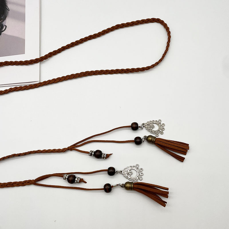 Kézzel szőtt deréköv csüngővel – bohem stílus, anyag 680022, sima csat, derék kiegészítő, 2024 nyár