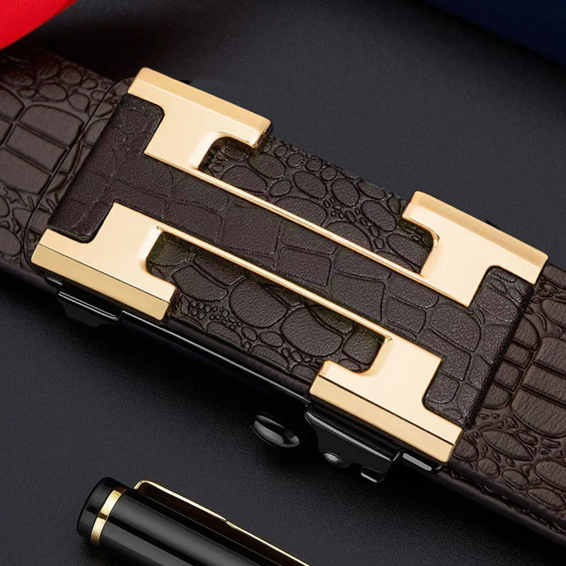 Muški remen od reciklirane kože s automatskom kopčom, širina 2–4 cm, poslovni, svestran, elegantan, minimalistički stil