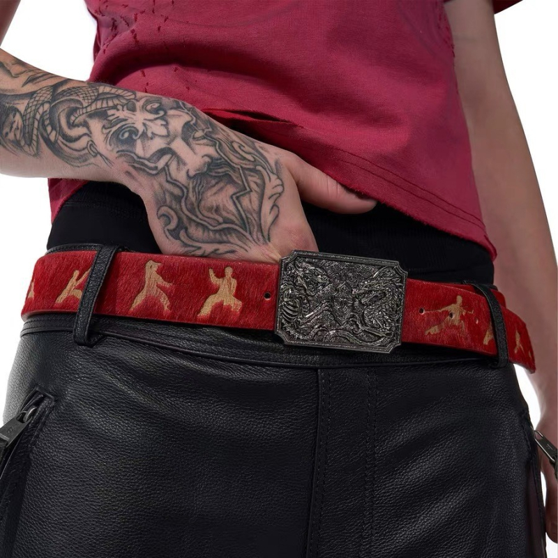 PU kožni remen s laserom graviranom metalnom kopčom, dvostruki zmaj, unisex stil, oblikovanje toplim pritiskom