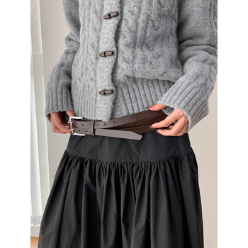 PU pojas s kovnom kopčom od legure, zakopčavanje na pin, tehnologija probijanja, svestran stil, minimalistički, moderan, visokokvalitetan
