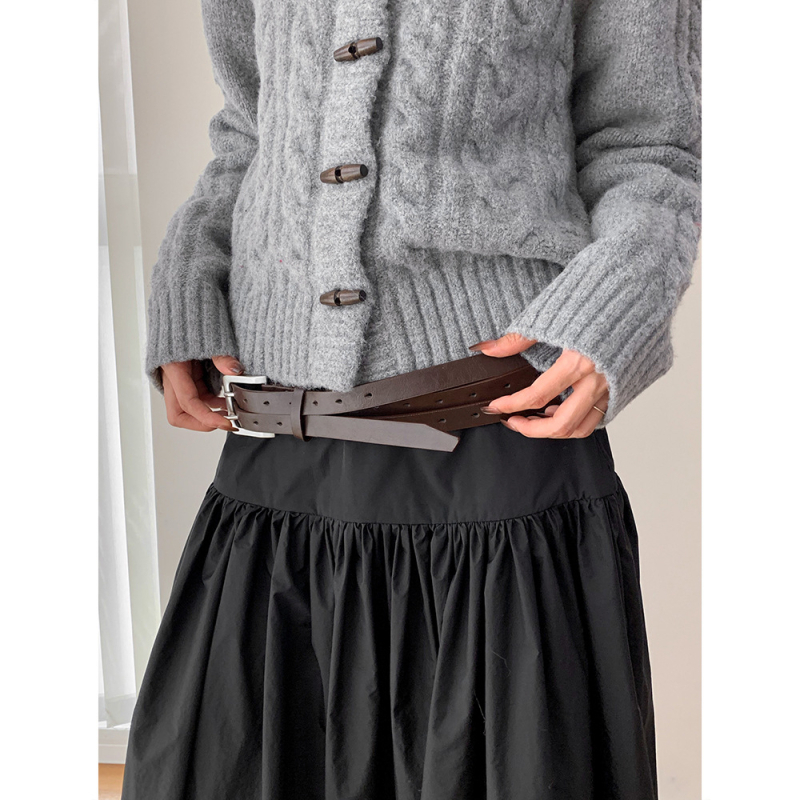 PU pojas s kovnom kopčom od legure, zakopčavanje na pin, tehnologija probijanja, svestran stil, minimalistički, moderan, visokokvalitetan