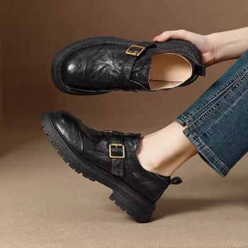 Moteriški loaferiai su apvaliu nosimi, gėlių brogo įkirpimai, dvigubi dirželiai su sagtimis, PU viršus, guminė padas