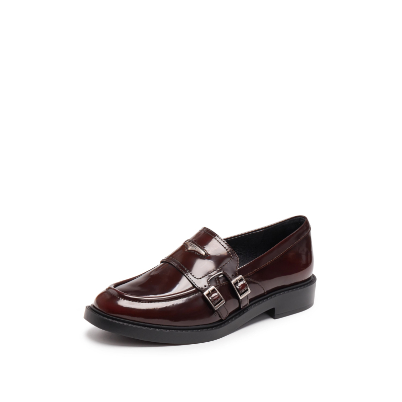 Moteriški loaferiai iš natūralios odos, apvali nosis, žemas kulnas 1–3 cm, įėjimo gylis vidutinis 7–11 cm, tinkami pavasariui ir rudeniui