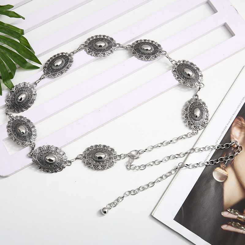 Fém deréklánc retro gravírozott mintával, etnikus stílus, egylapos kör (Anyag: fém; Stílus: univerzális; Derék kerülete: egylapos kör; Hossz: 60 cm alatt; Testreszabható)