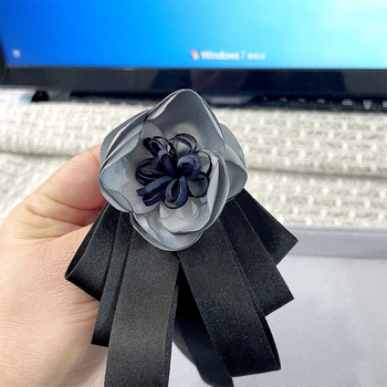 Broš za ovratnik s camelijom, retro stil, unisex, materijal tkanina, oblik mašne, podstava poliester
