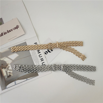 Μεταλλική ζώνη με οβάλ αγκράφα, υλικό ζώνης: μέταλλο; υλικό αγκράφας: κράμα; κούμπωμα με καρφί