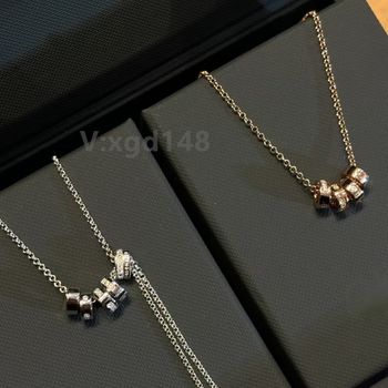 Ogrlica Morse Code s perlama – kružni dijamantni privjesak, miješani materijali, Gold and Silver, geometrijski oblik