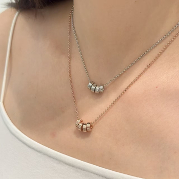 Ogrlica Morse Code s perlama – kružni dijamantni privjesak, miješani materijali, Gold and Silver, geometrijski oblik