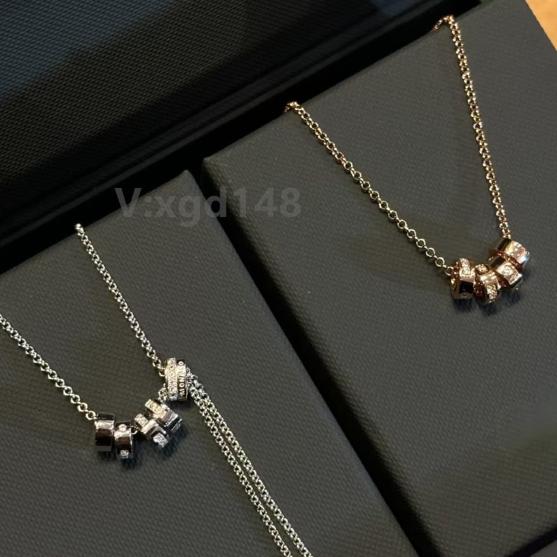 Ogrlica Morse Code s perlama – kružni dijamantni privjesak, miješani materijali, Gold and Silver, geometrijski oblik