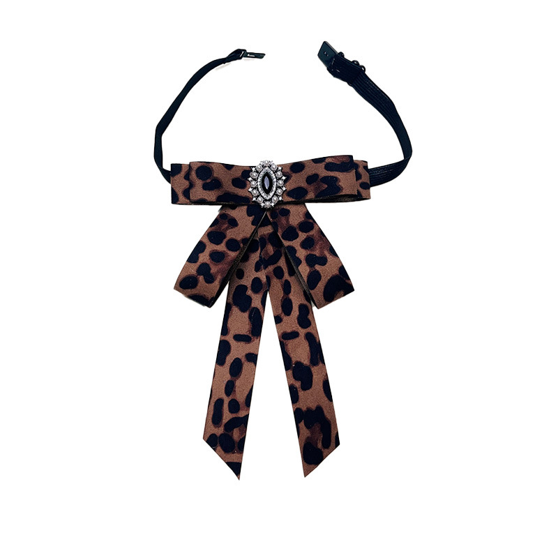 Украса за яка – панделка с цвете, ретро стил, унисекс; Материал: плат; Дизайн: цветово съчетание; Ръчна изработка