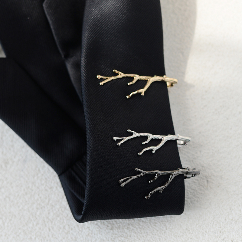 Kaklaraiščių segtukas su trimatiniu šakų dizainu, geometrinis porų stilius, lydinio medžiaga, elektroplakavimas, 2025 m. pavasario leidimas