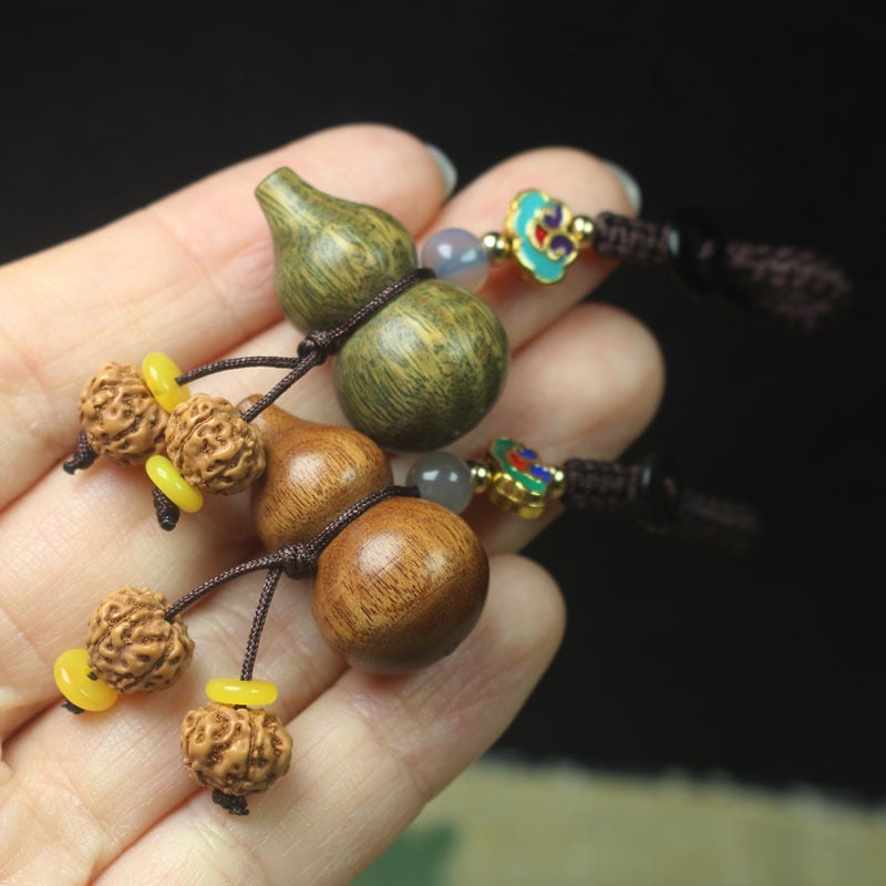 Fából készült kulcstartó, tök alakú, kézműves, etnikus stílus