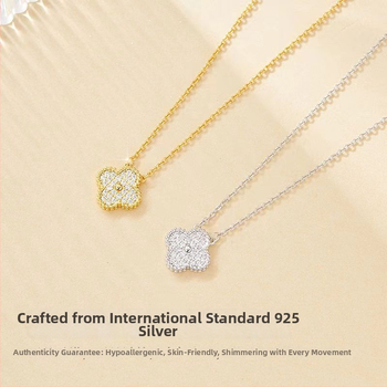 Kaklo papuošalas su keturkampio dobilo lapu iš sidabro 925 su deimantais — prabangus stilius, 2025 m. pavasario leidimas