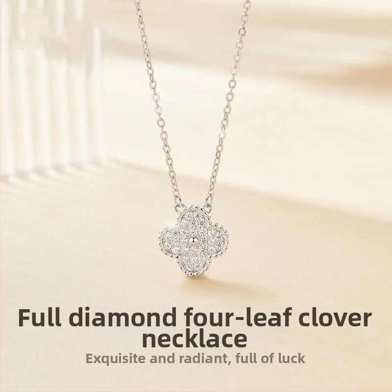 Kaklo papuošalas su keturkampio dobilo lapu iš sidabro 925 su deimantais — prabangus stilius, 2025 m. pavasario leidimas