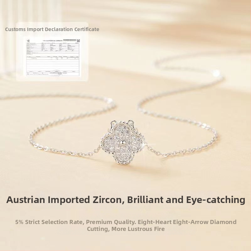 Kaklo papuošalas su keturkampio dobilo lapu iš sidabro 925 su deimantais — prabangus stilius, 2025 m. pavasario leidimas