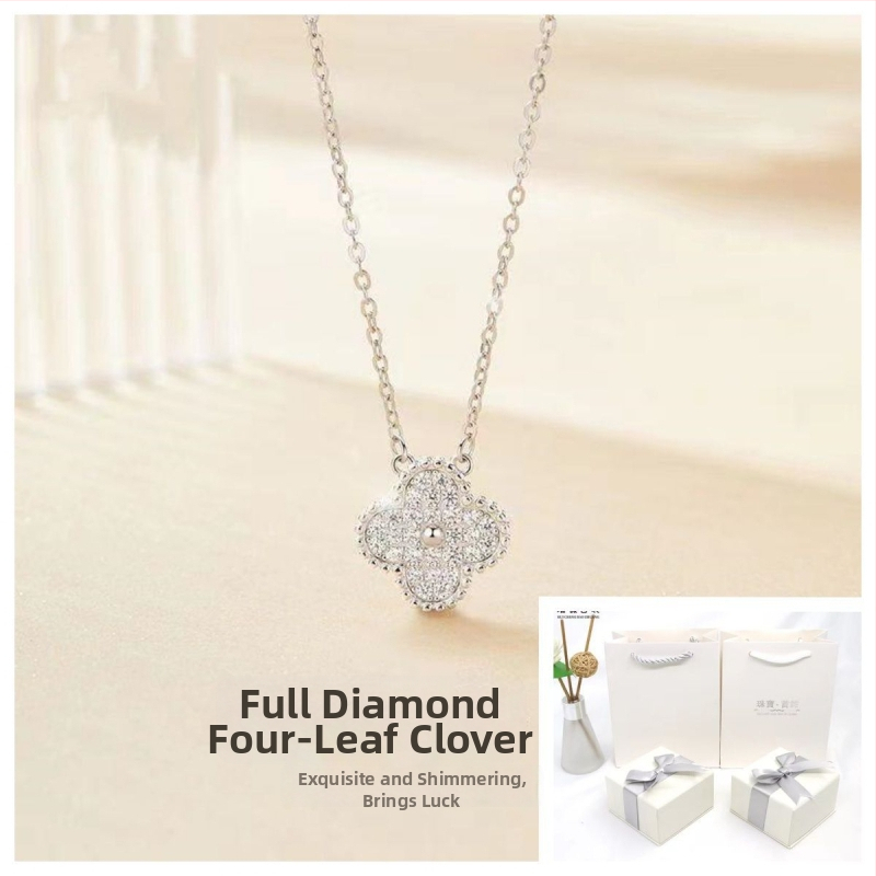 Kaklo papuošalas su keturkampio dobilo lapu iš sidabro 925 su deimantais — prabangus stilius, 2025 m. pavasario leidimas