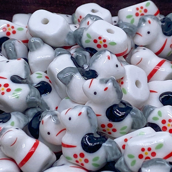 Керамични мъниста за DIY – свободни с мотив коня, ръчно рисувани и глазирани; марка Double hair; сезон лято 2025