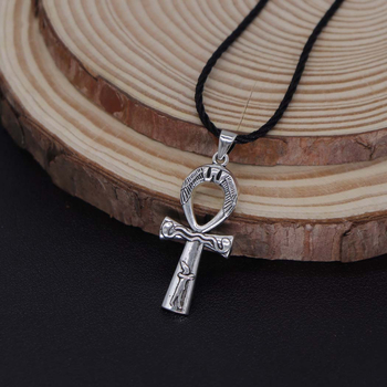 Огърлица с висулка египетски кръст (сплав; лято 2024; Fashion OL; Fashion Commuter)