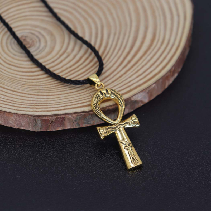 Огърлица с висулка египетски кръст (сплав; лято 2024; Fashion OL; Fashion Commuter)