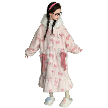 Meitenēm kapucēta naktskleita no korālā velūra, bieza ziemas versija, 99% poliester, mīksta apdare