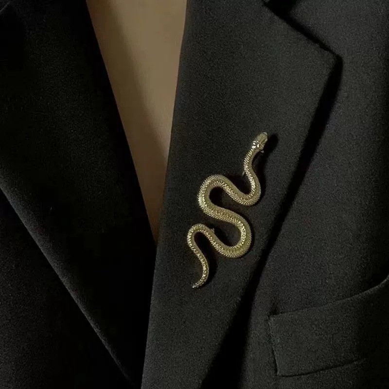 Broš u obliku zmije, unisex stil, zodijalni dizajn, materijal: legura, višefunkcionalna