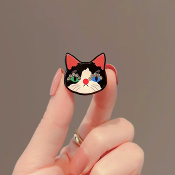 Сплав котешка брошка – мультяшен дизайн, свеж и сладък стил, женска паметна брошка, издание лято 2024