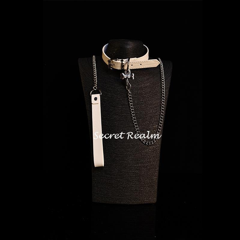 Кучешка яка с костен дизайн и камбанка, материал: кожа, форма: 10122, стил: свеж и сладък