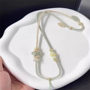 Uniszex nyaklánc szálzsinórral, kézzel kötött, minimalist stílus