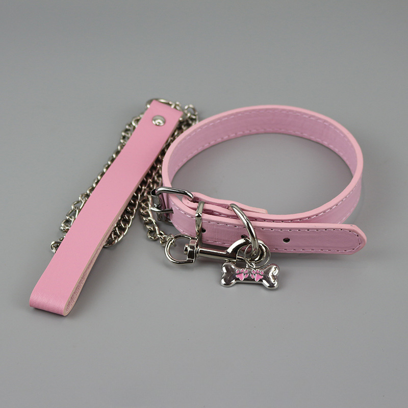 Choker ogrlica s umjetnim biserima, U-oblik, privjesak od legure, uvijeni lanac, korejski stil