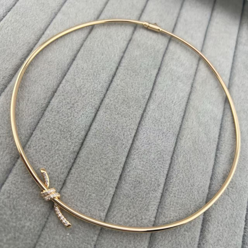 Kagaki V-zlatni geometrijski choker s O-prstenom lancem, težina 10 g